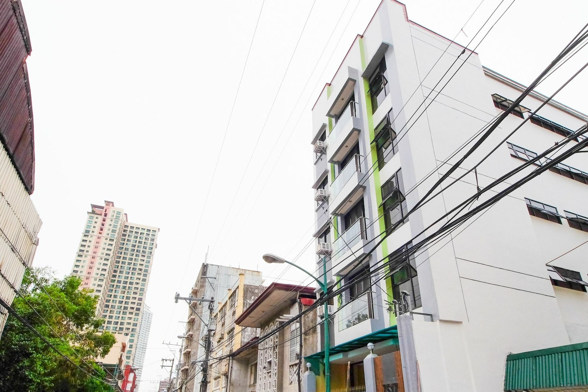 Zen Rooms Time Travellers Makati Makati City Екстер'єр фото