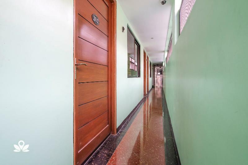 Zen Rooms Time Travellers Makati Makati City Екстер'єр фото