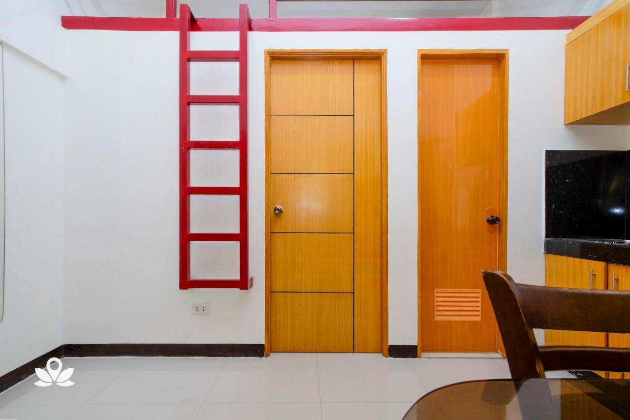 Zen Rooms Time Travellers Makati Makati City Екстер'єр фото